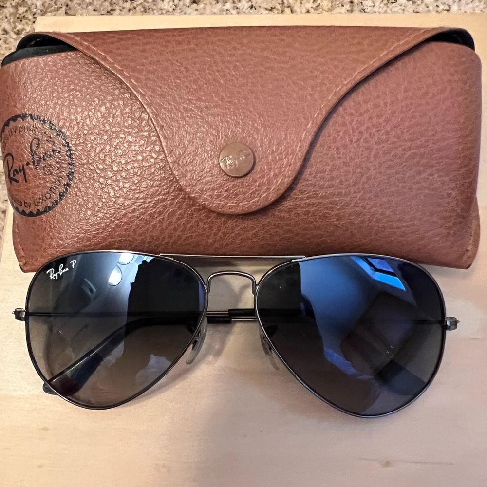 Ray ban